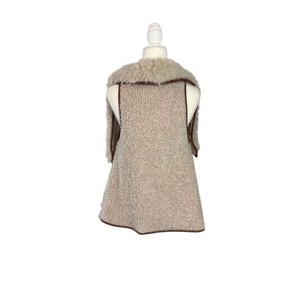 Love Tree faux fur and Sherpa open front vest - M - Picture 4 of 8